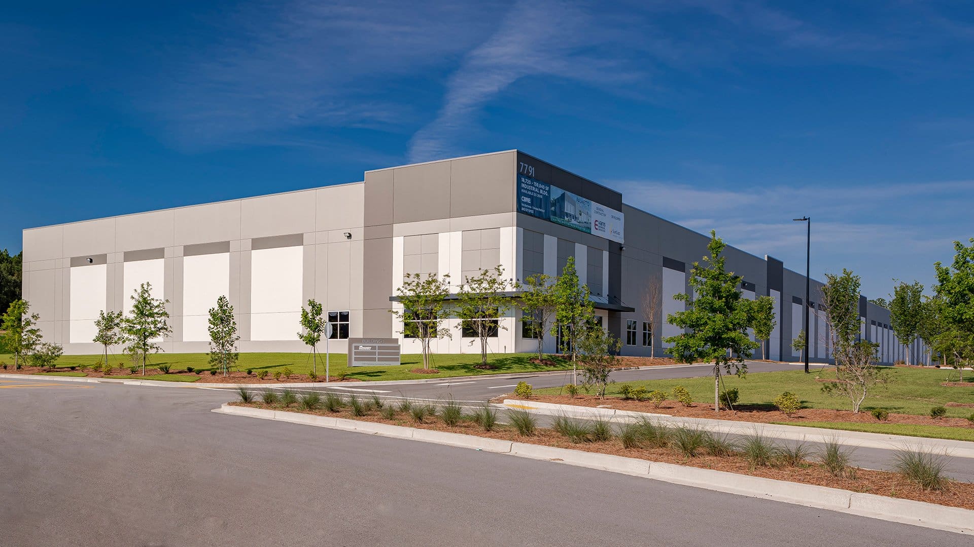 Palmetto Trade Center, Spec Building